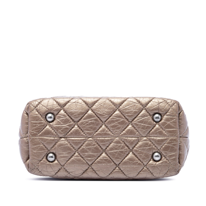Quilted Metallic Aged Calfskin Reissue 2.55 Tote - Image 3