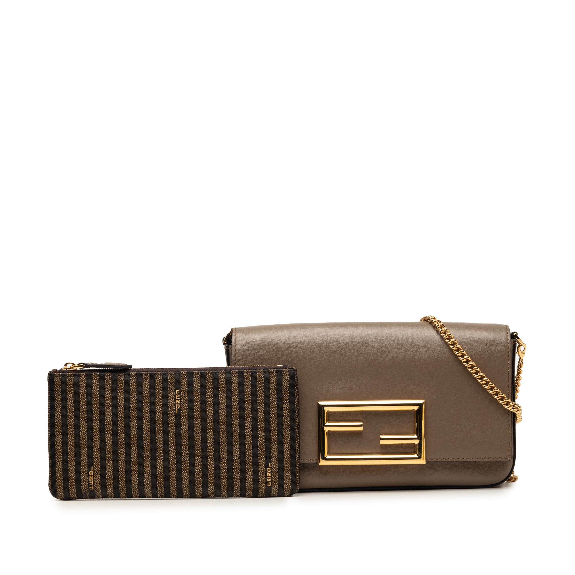 Smooth Calfskin Vitello Palmellato Wallet on Chain - Image 8
