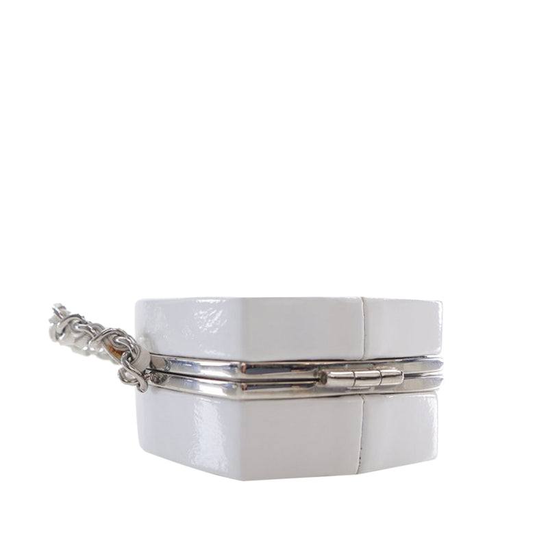 Patent Goatskin Make-Up Box Clutch With Chain - Image 13