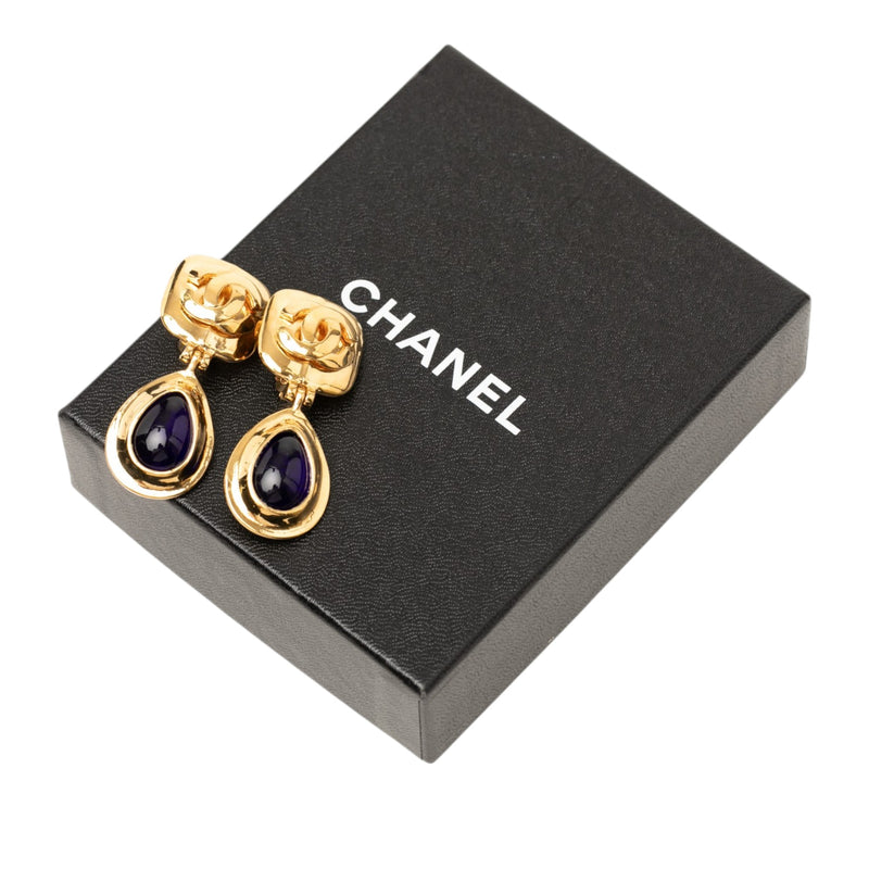 CC Gold Plated and Gripoix Glass Teardrop Clip on Earrings - Image 4