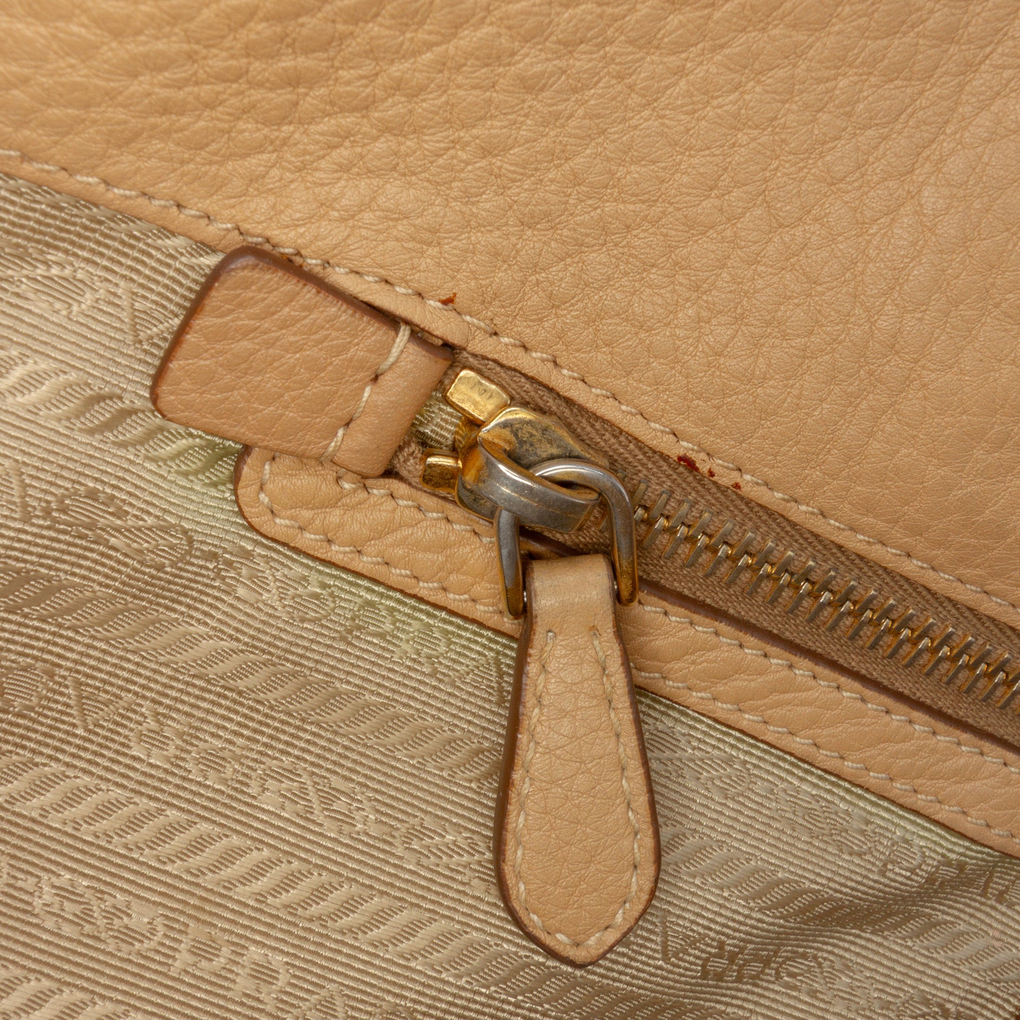 Vitello Daino Open Convertible Tote - Image 7