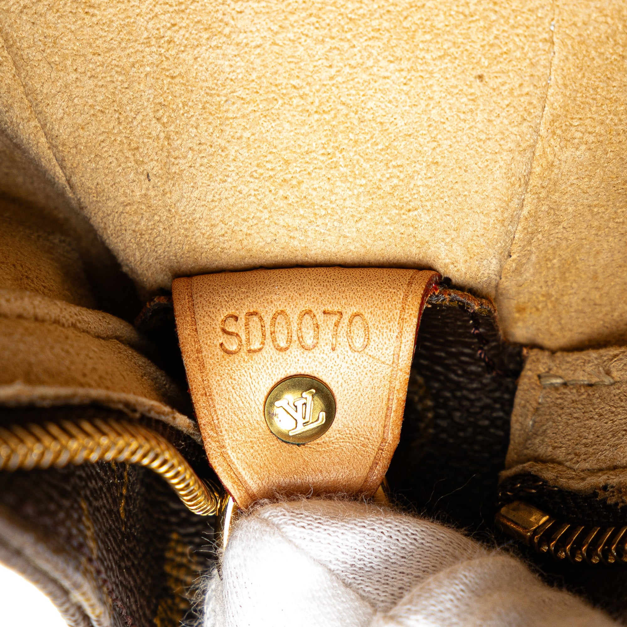 Monogram Looping GM - Image 6
