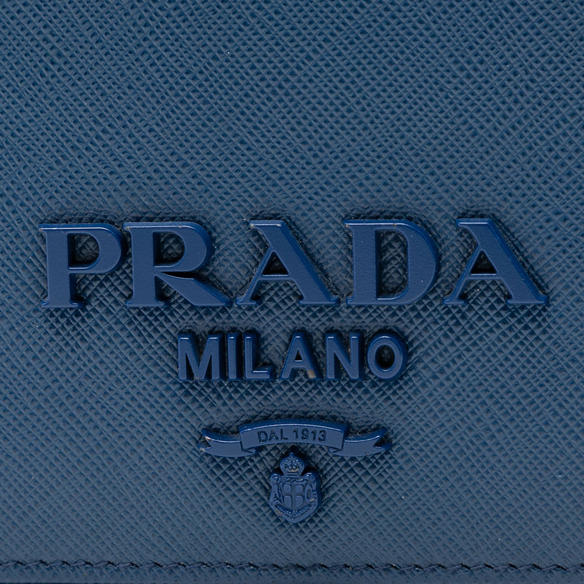 Saffiano Lux Monochrome Wallet on Chain - Image 5