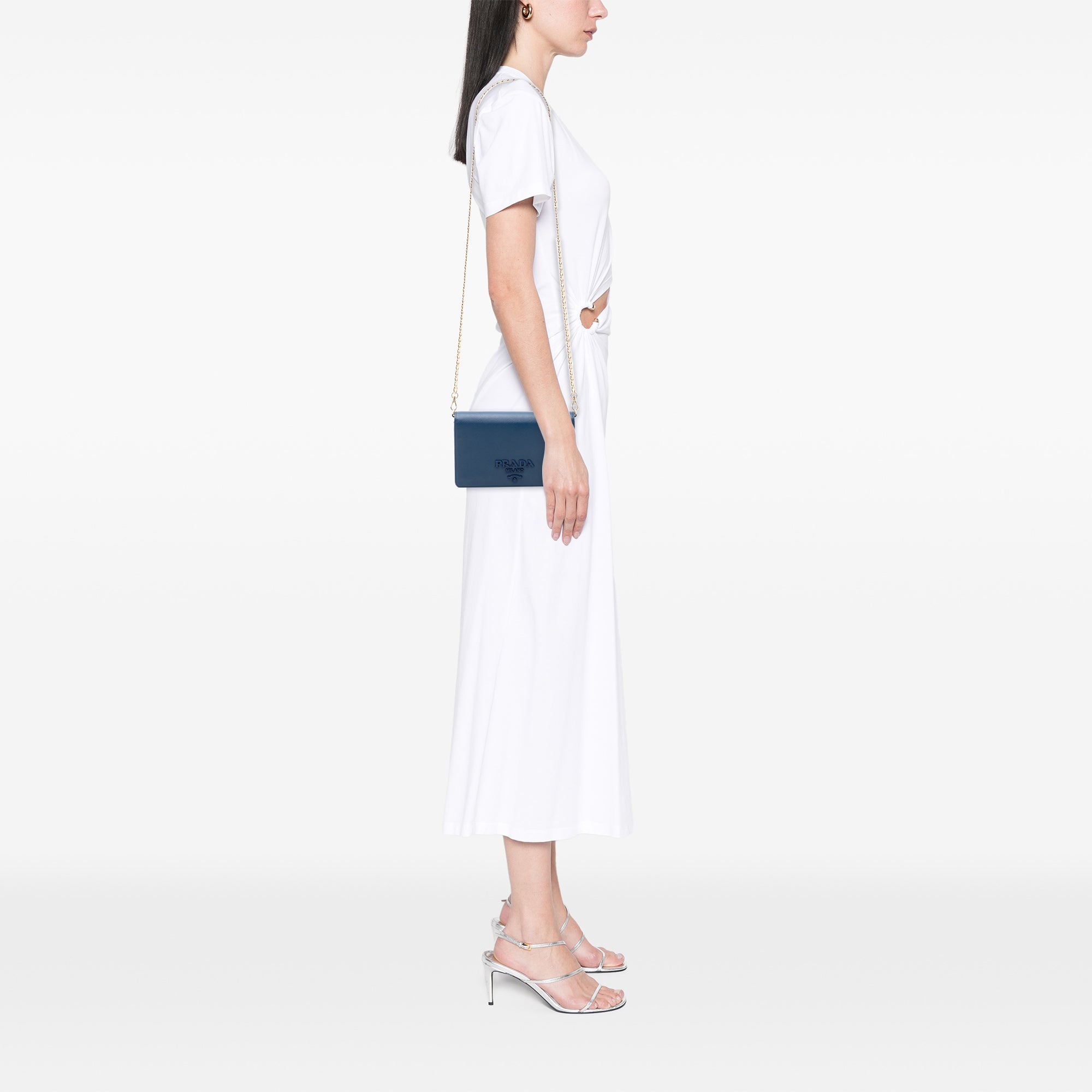 Saffiano Lux Monochrome Wallet on Chain - Image 6