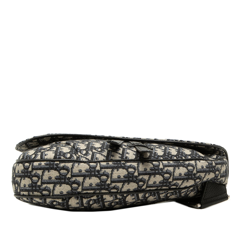 Oblique Canvas Saddle Crossbody - Image 3