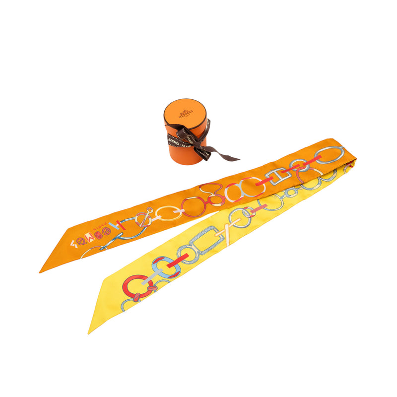 Do Re Boucles Silk Twilly Scarf - Image 5