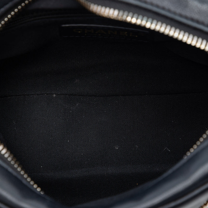 CC Lambskin Chain Embellished Camera Bag - Image 4
