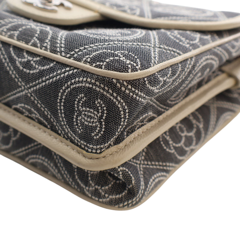 Camellia Printed Canvas Double Side Flap - Image 10