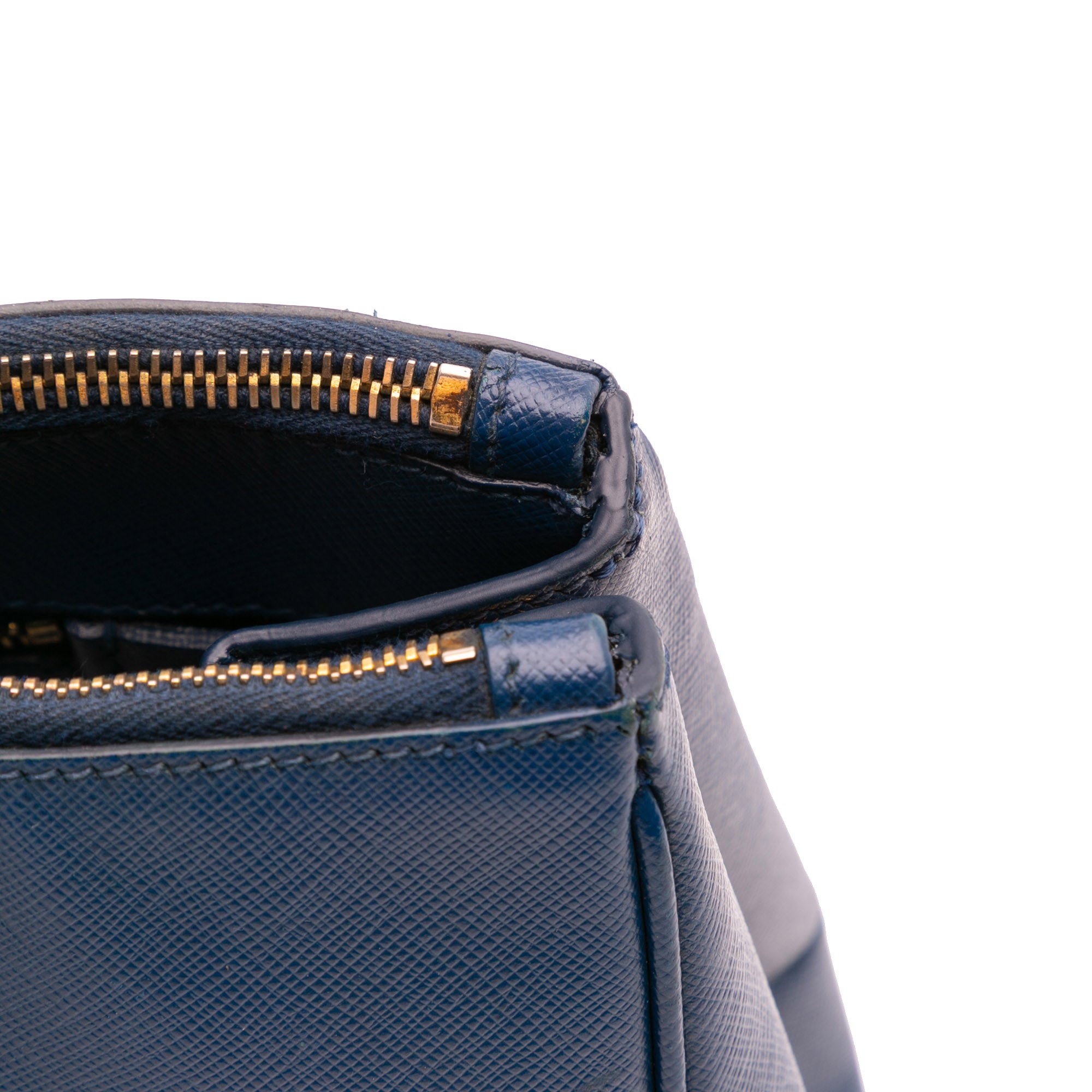 Large Saffiano Lux Galleria Double Zip Tote - Image 11