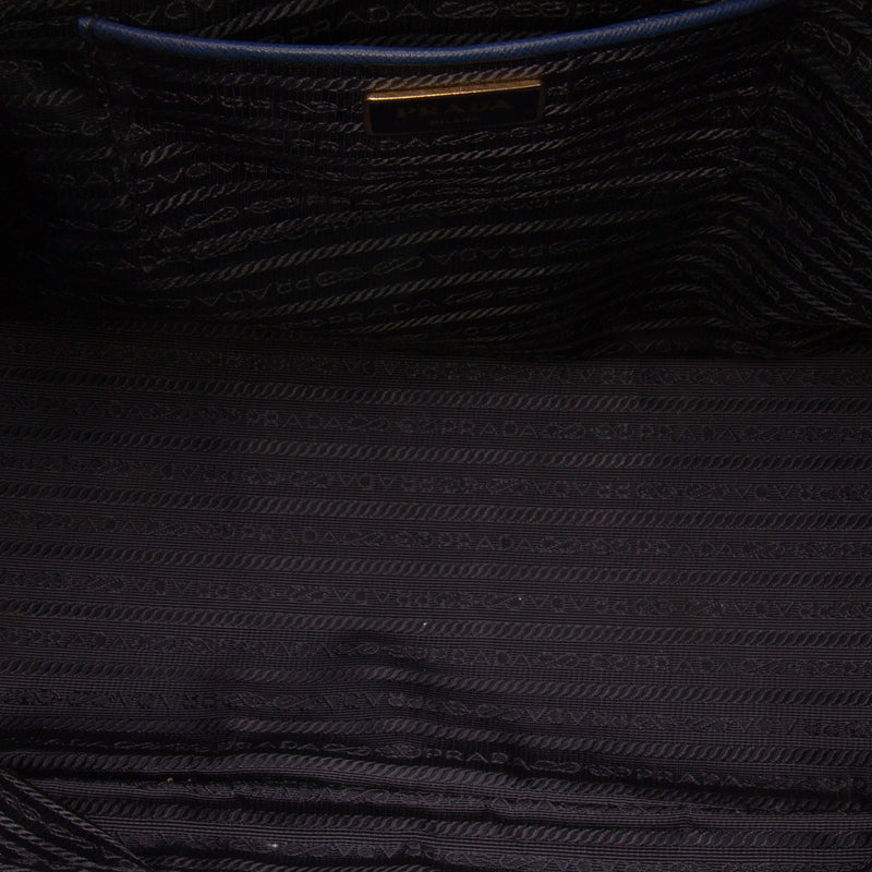 Large Saffiano Lux Galleria Double Zip Tote - Image 4