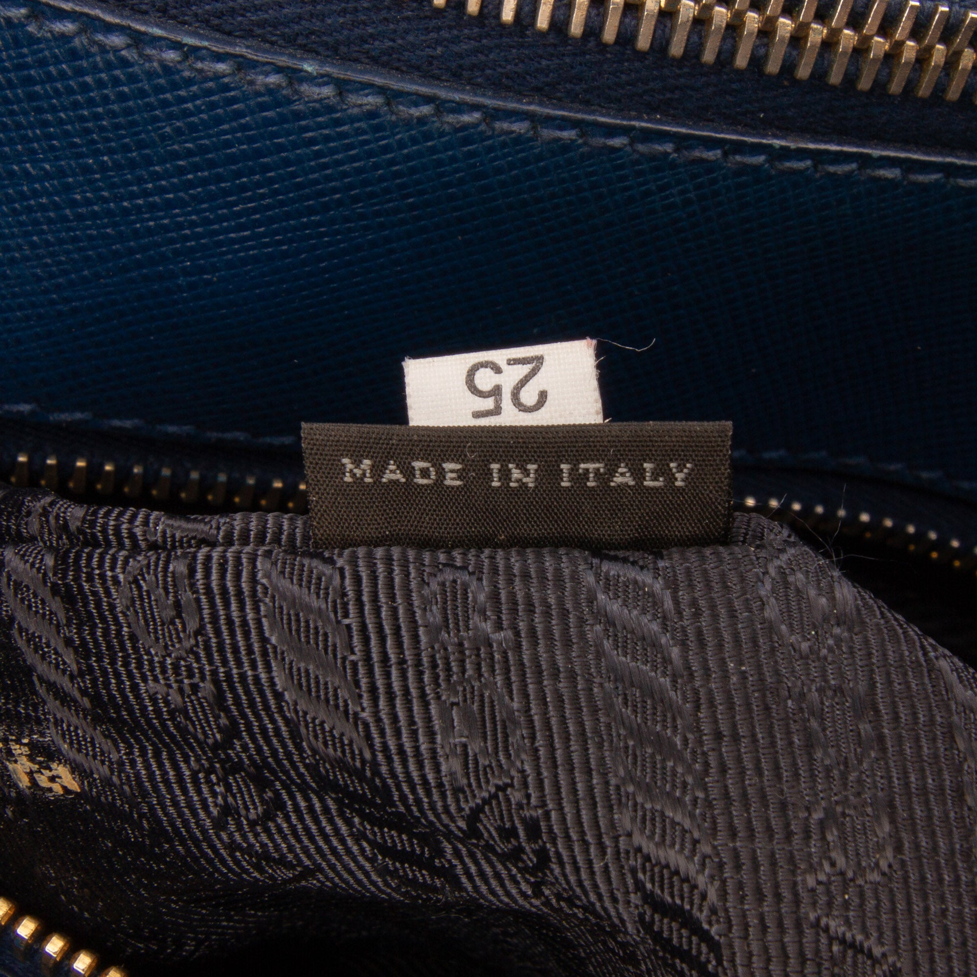 Large Saffiano Lux Galleria Double Zip Tote - Image 6