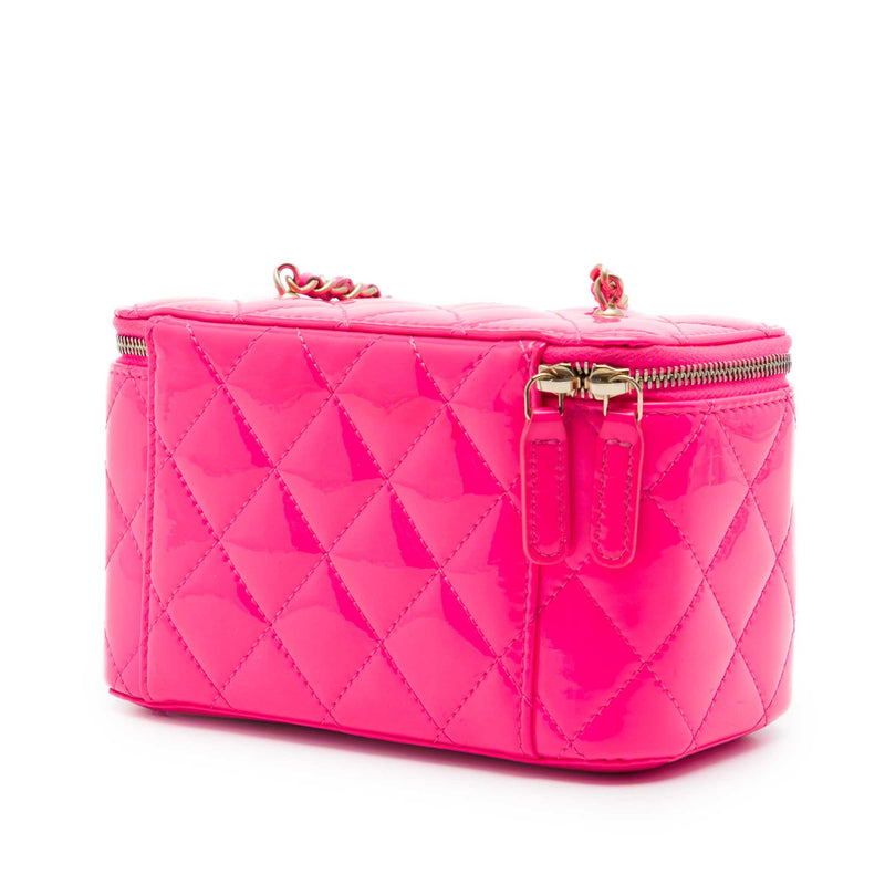 Small Quilted Patent Pearl Crush Vanity Case with Chain - Image 2