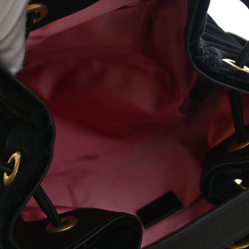 GG Marmont 2.0 Matelasse Velvet Bucket Bag - Image 4
