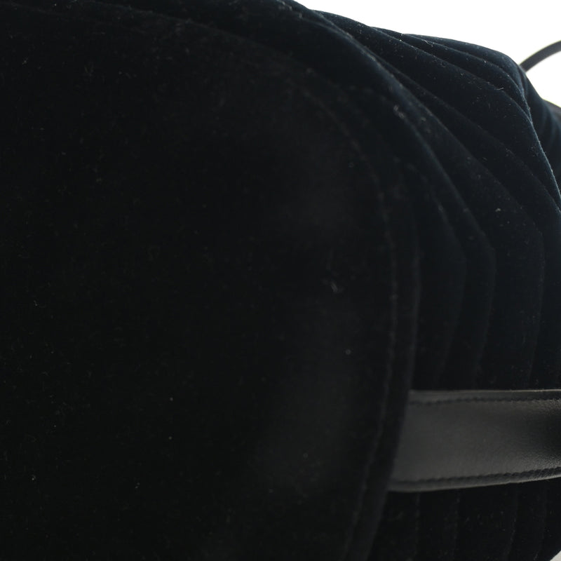 GG Marmont 2.0 Matelasse Velvet Bucket Bag - Image 8