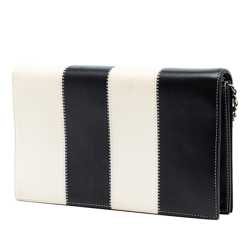 CC Lambskin Embroidered Clutch With Chain - Image 2
