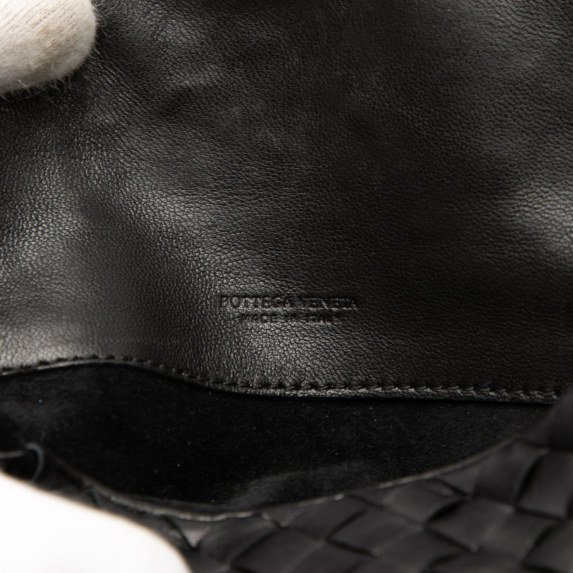 Intrecciato Flap Pouch - Image 5