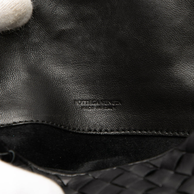 Intrecciato Flap Pouch - Image 5