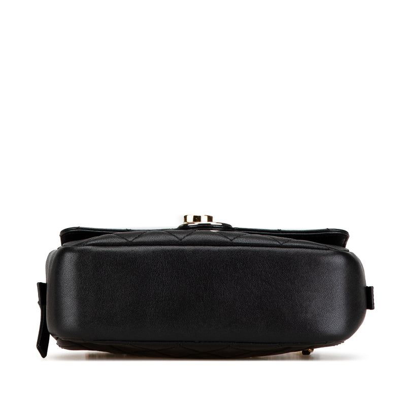 CC Quilted Lambskin Chain Camera Bag - Image 3