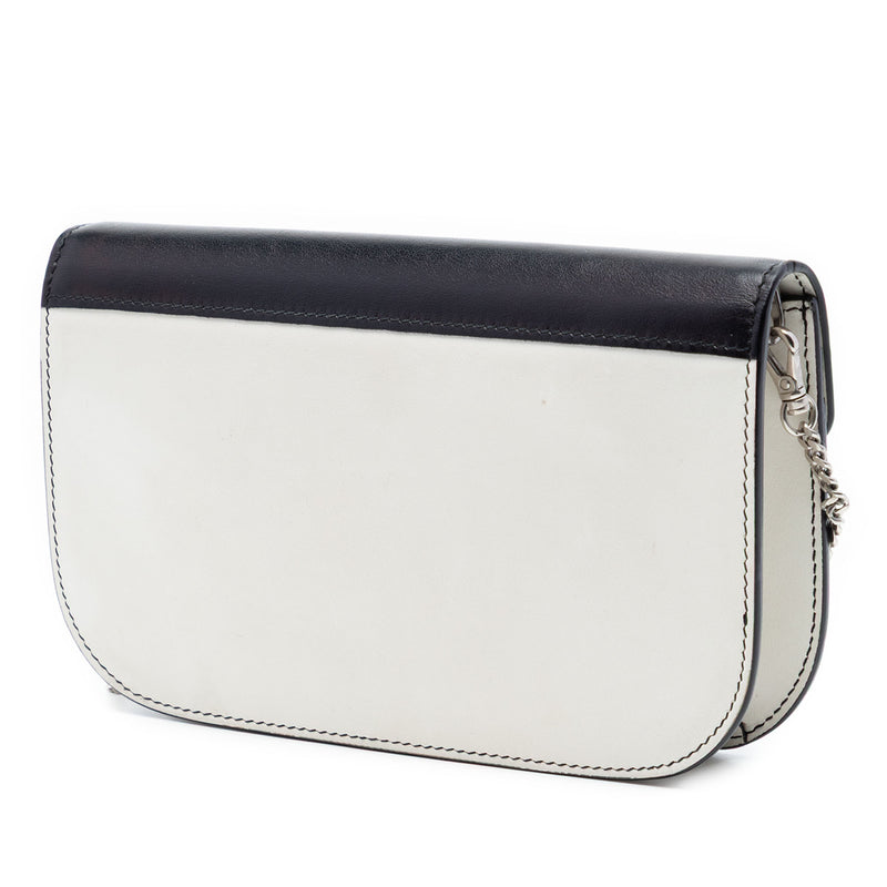 City Calf Sybille Flap Chain Crossbody - Image 2