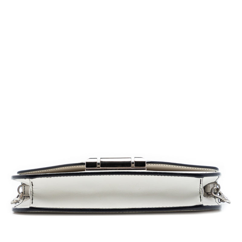 City Calf Sybille Flap Chain Crossbody - Image 3