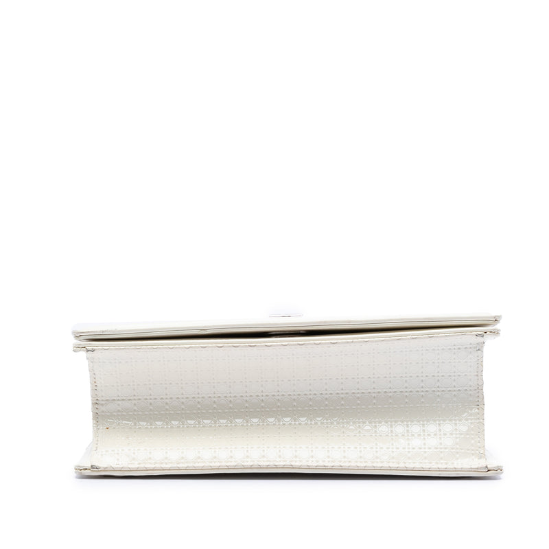 Medium Patent Microcannage Diorama Flap - Image 3