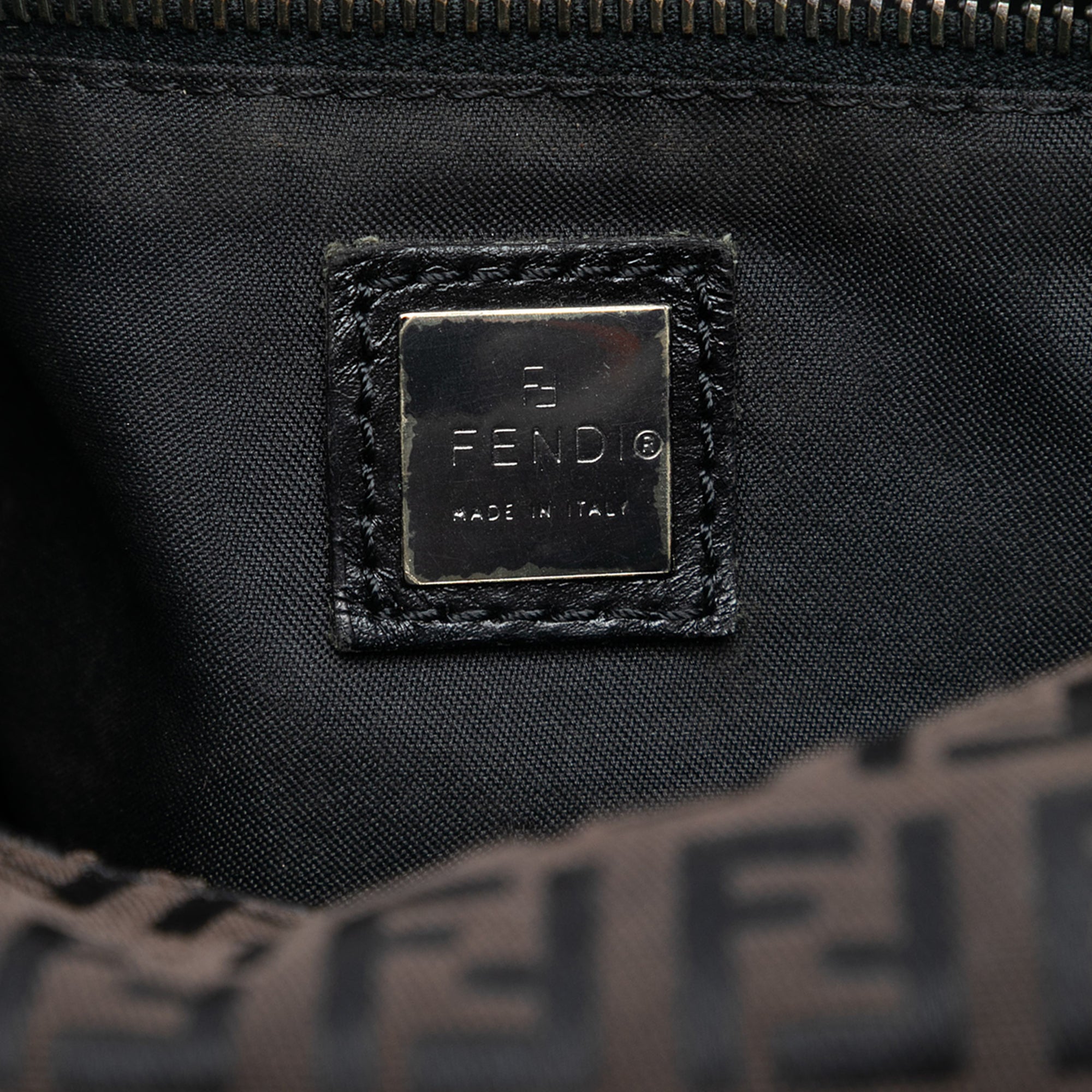 Zucchino Canvas Shoulder Bag - Image 5