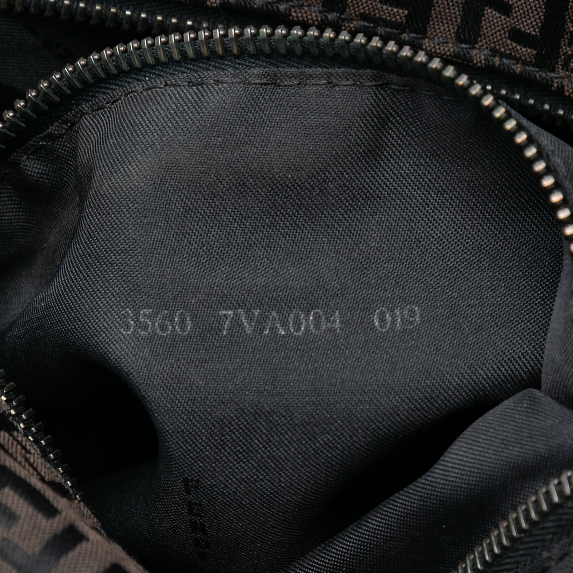 Zucchino Canvas Shoulder Bag - Image 6
