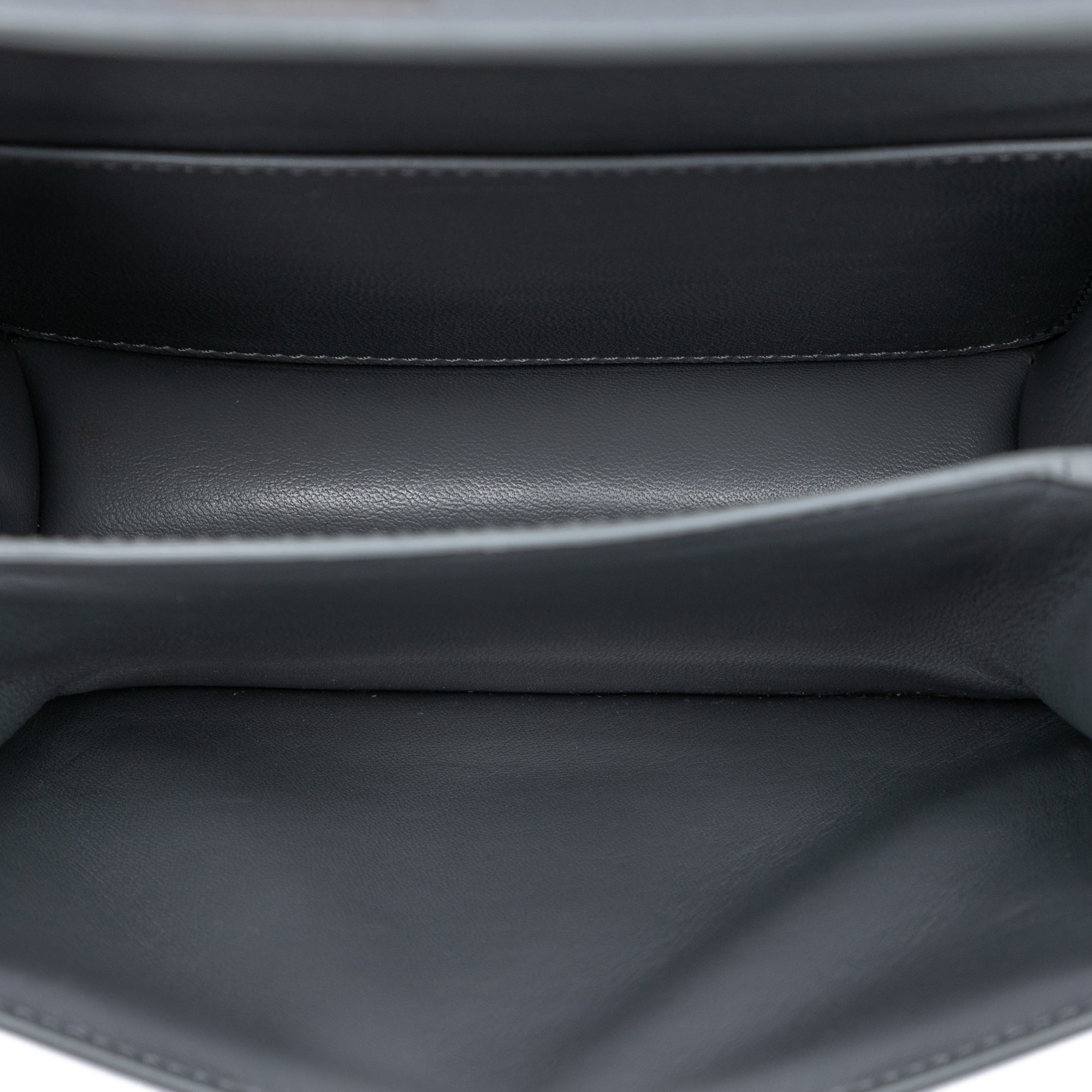 Teen Calfskin Classic Box - Image 4