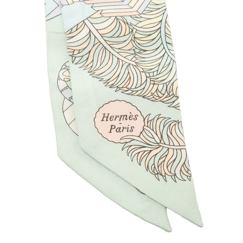 De L Ombrelle Aux Duels Silk Twilly Scarf - Image 3