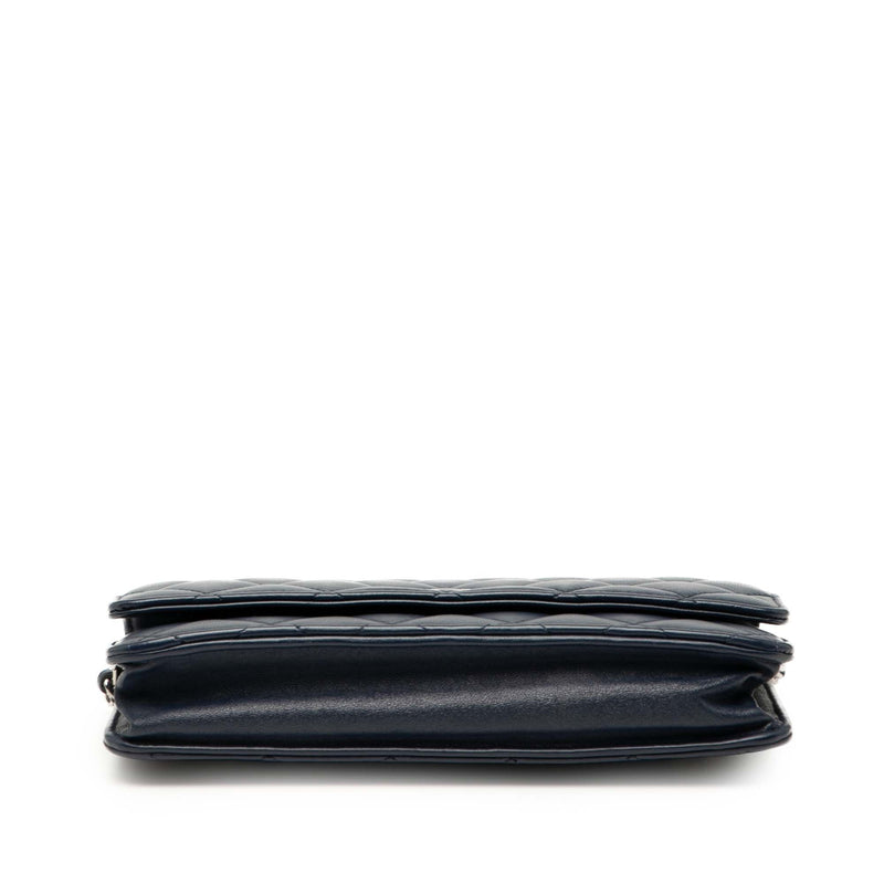 CC Quilted Lambskin Wallet On Chain - Image 3