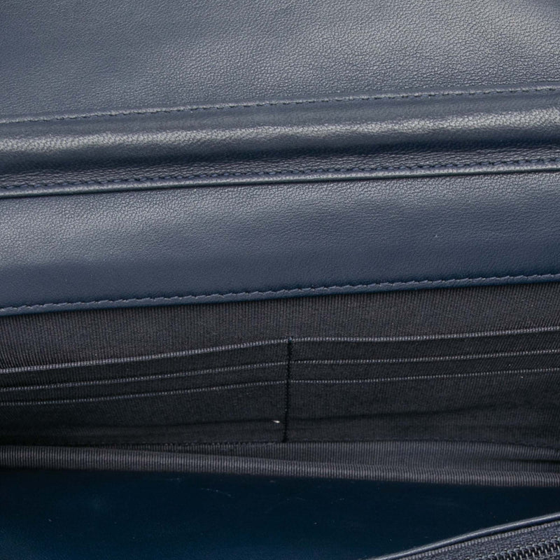 CC Quilted Lambskin Wallet On Chain - Image 4