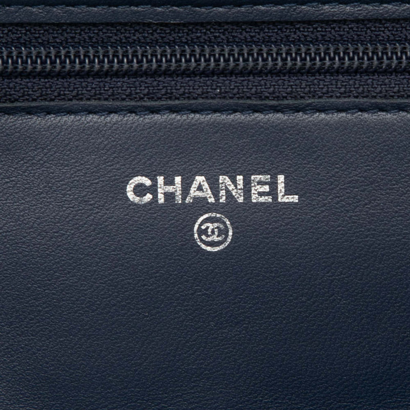 CC Quilted Lambskin Wallet On Chain - Image 5