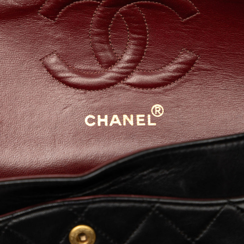 Medium Classic Lambskin Double Flap - Image 5