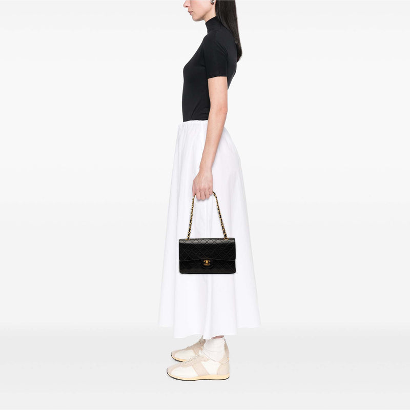 Medium Classic Lambskin Double Flap - Image 7