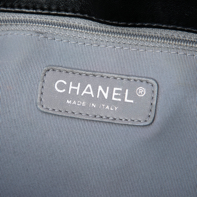 Small Patent Lipstick Tote - Image 5