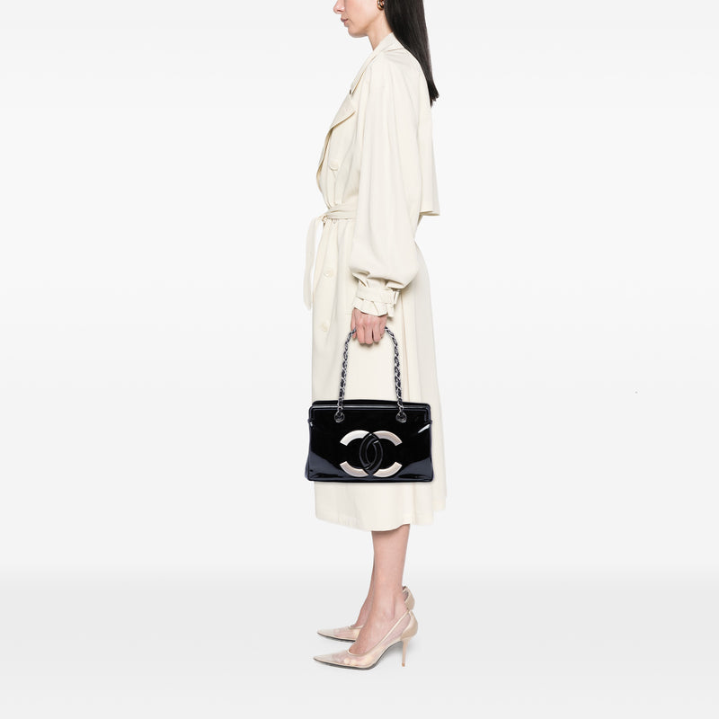 Small Patent Lipstick Tote - Image 6