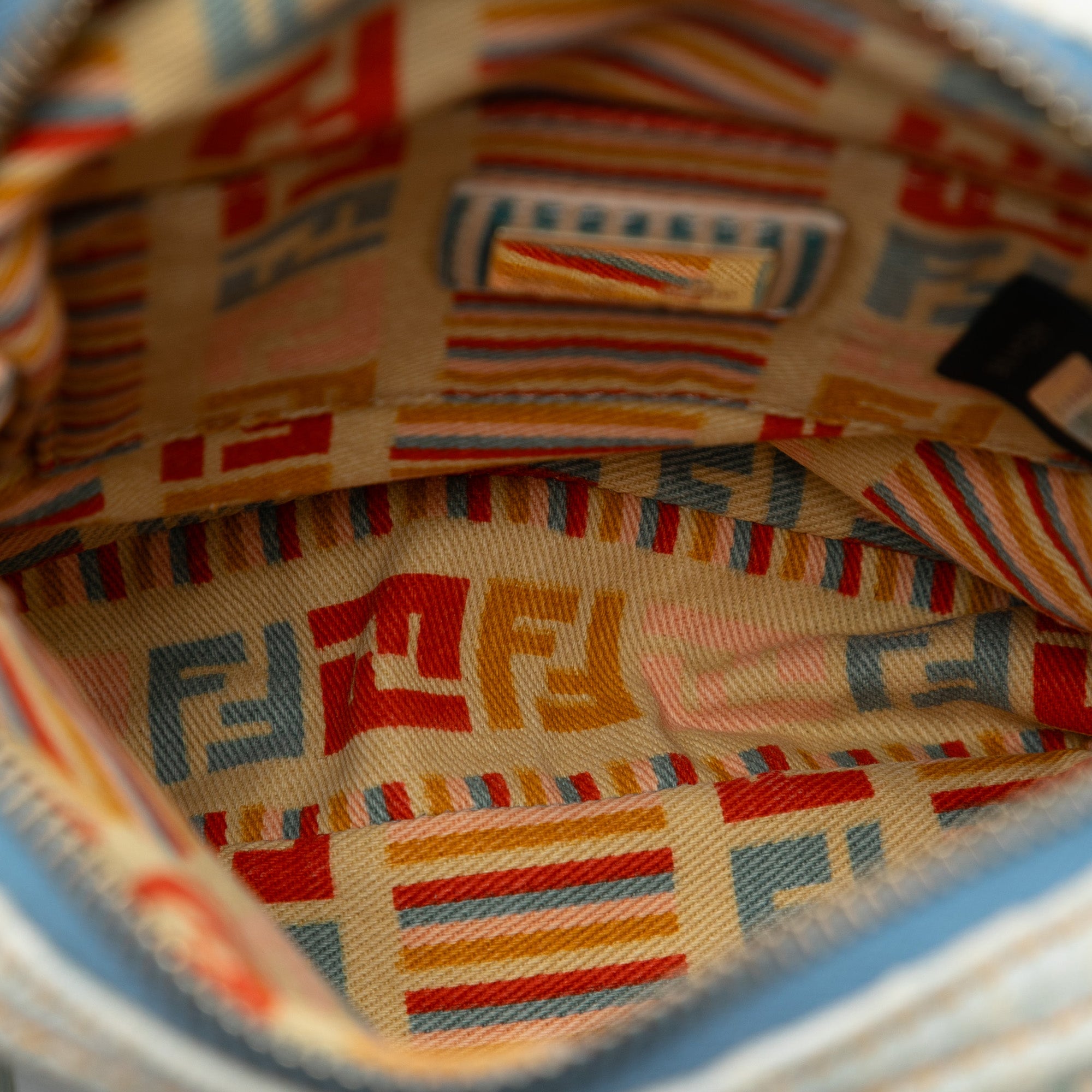 Zucca Denim Crossbody - Image 4
