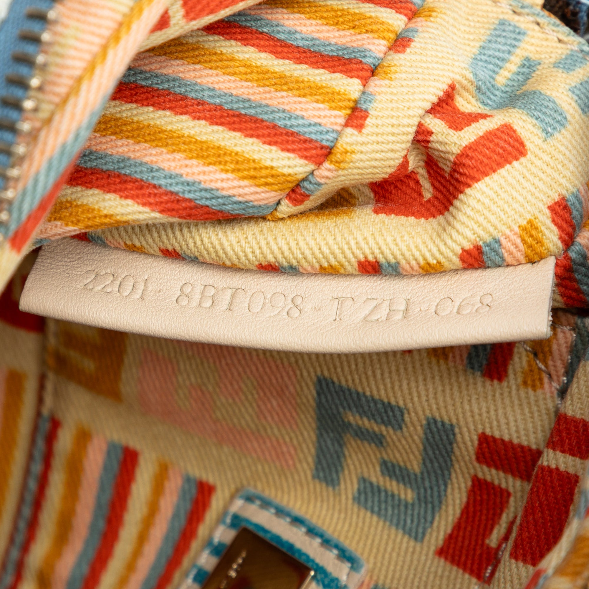 Zucca Denim Crossbody - Image 6