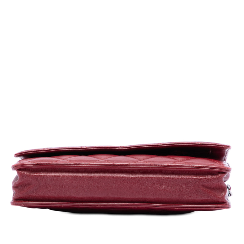 CC Quilted Lambskin Wallet on Chain - Image 3