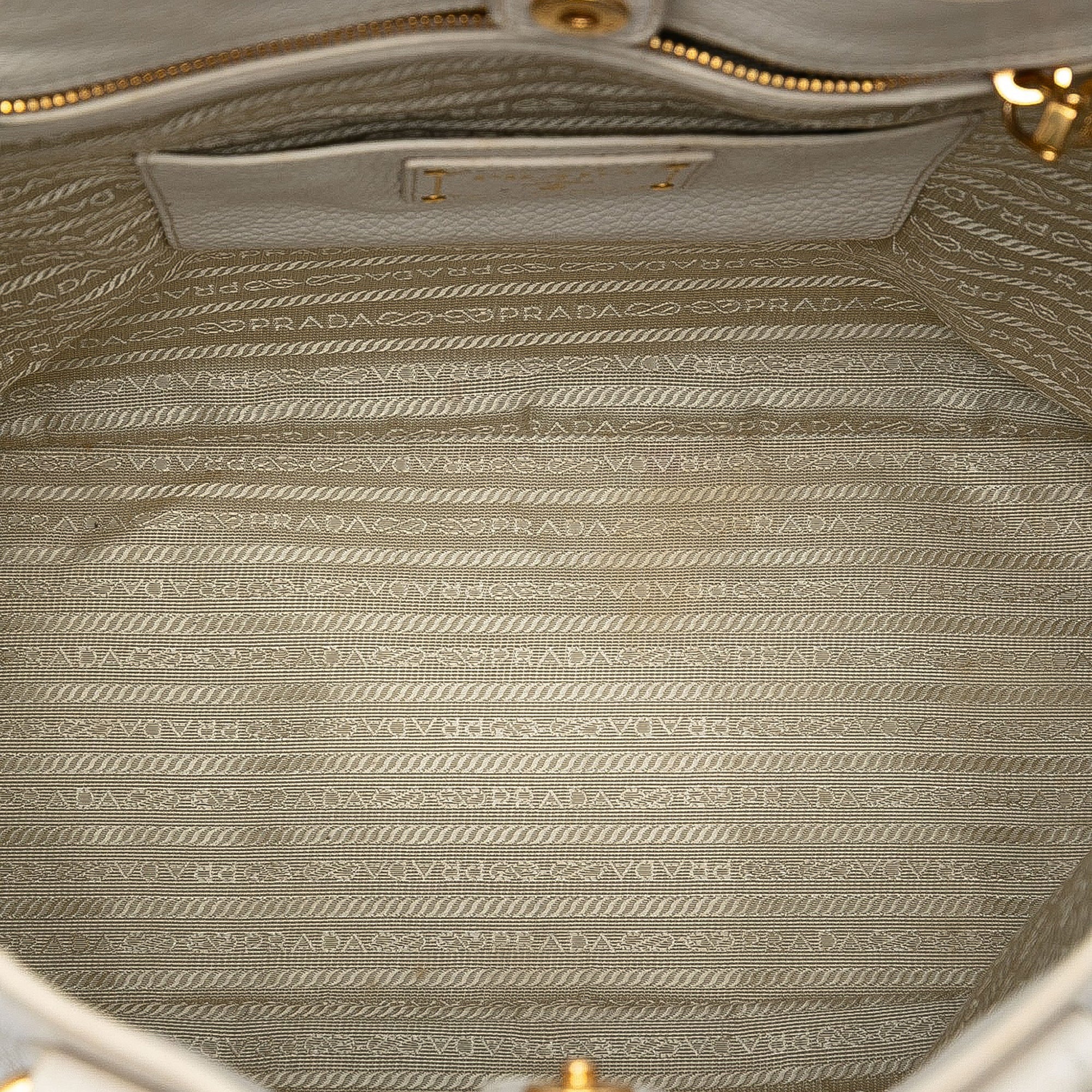 Vitello Daino Open Convertible Tote - Image 4