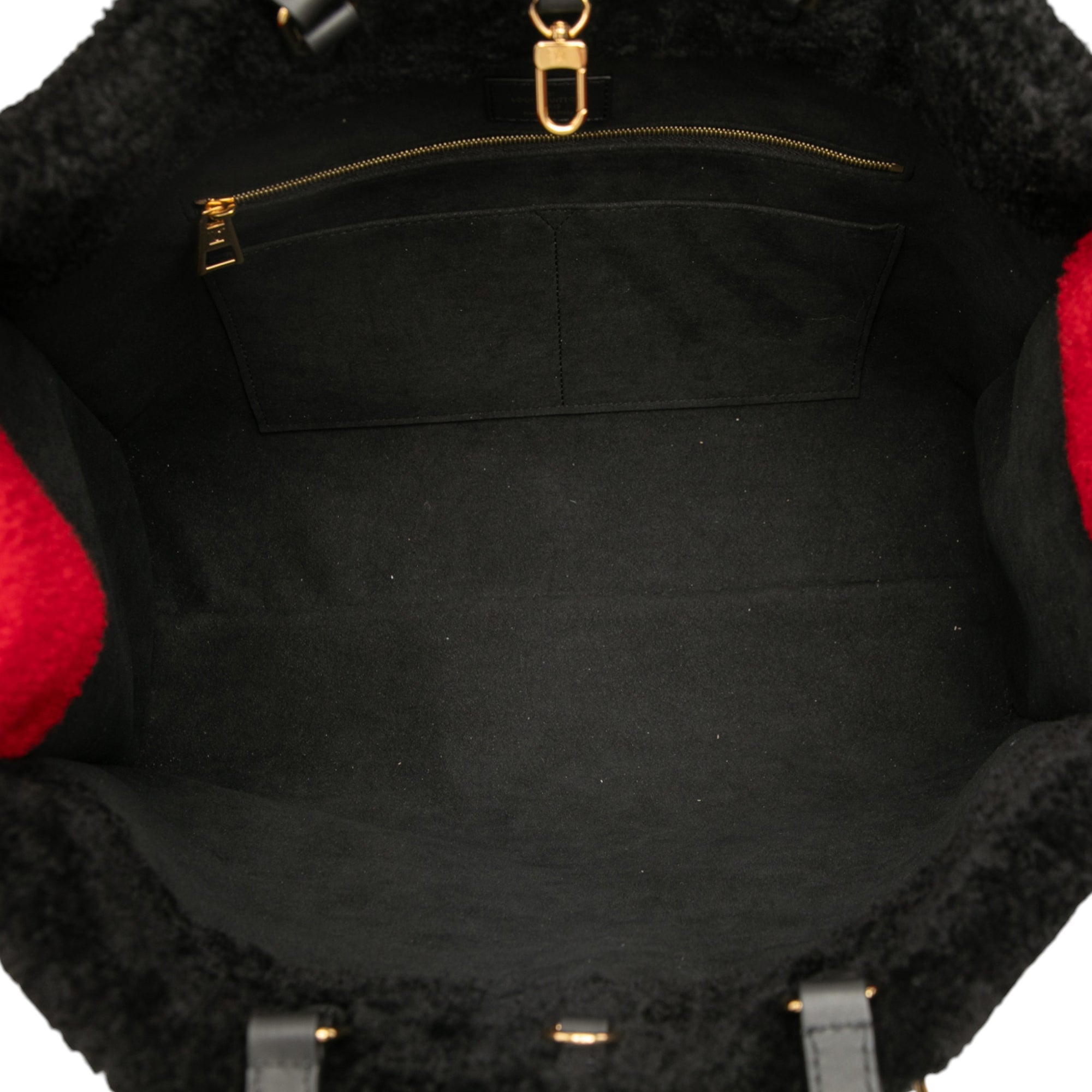 Monogram Giant Shearling Teddy Onthego GM - Image 4