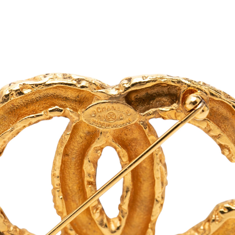 CC Gold Plated Baroque Embossed Brooch - Image 3