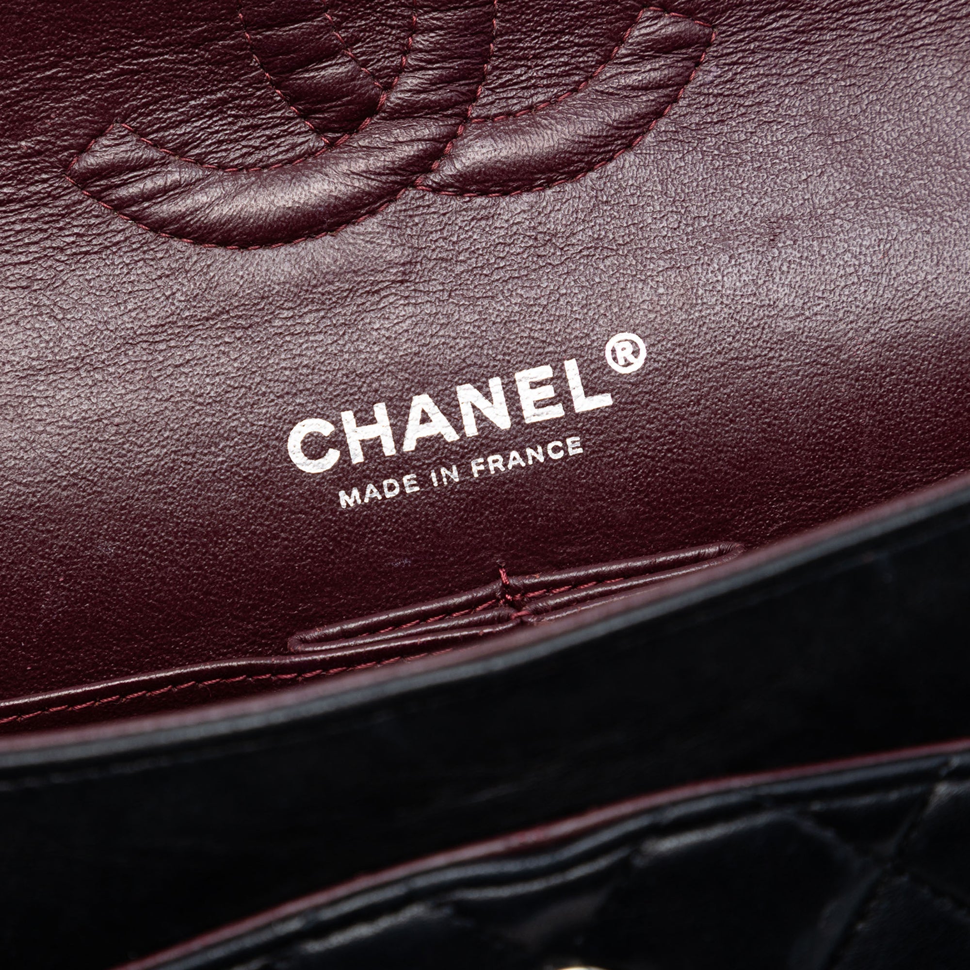 Medium Classic Lambskin Double Flap - Image 5