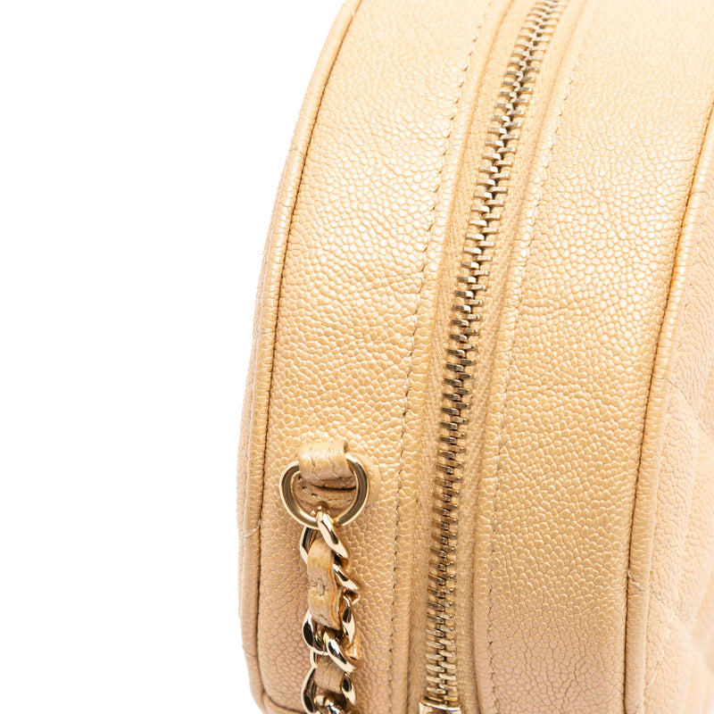 Quilted Caviar Round Clutch With Chain - Image 11