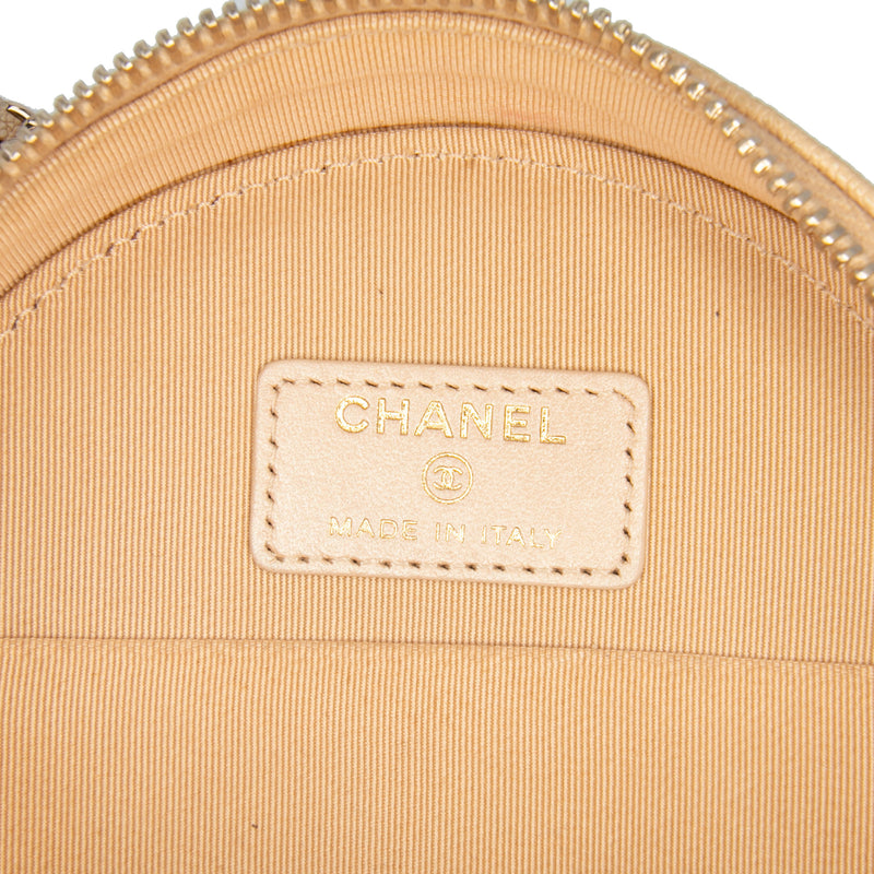 Quilted Caviar Round Clutch With Chain - Image 5