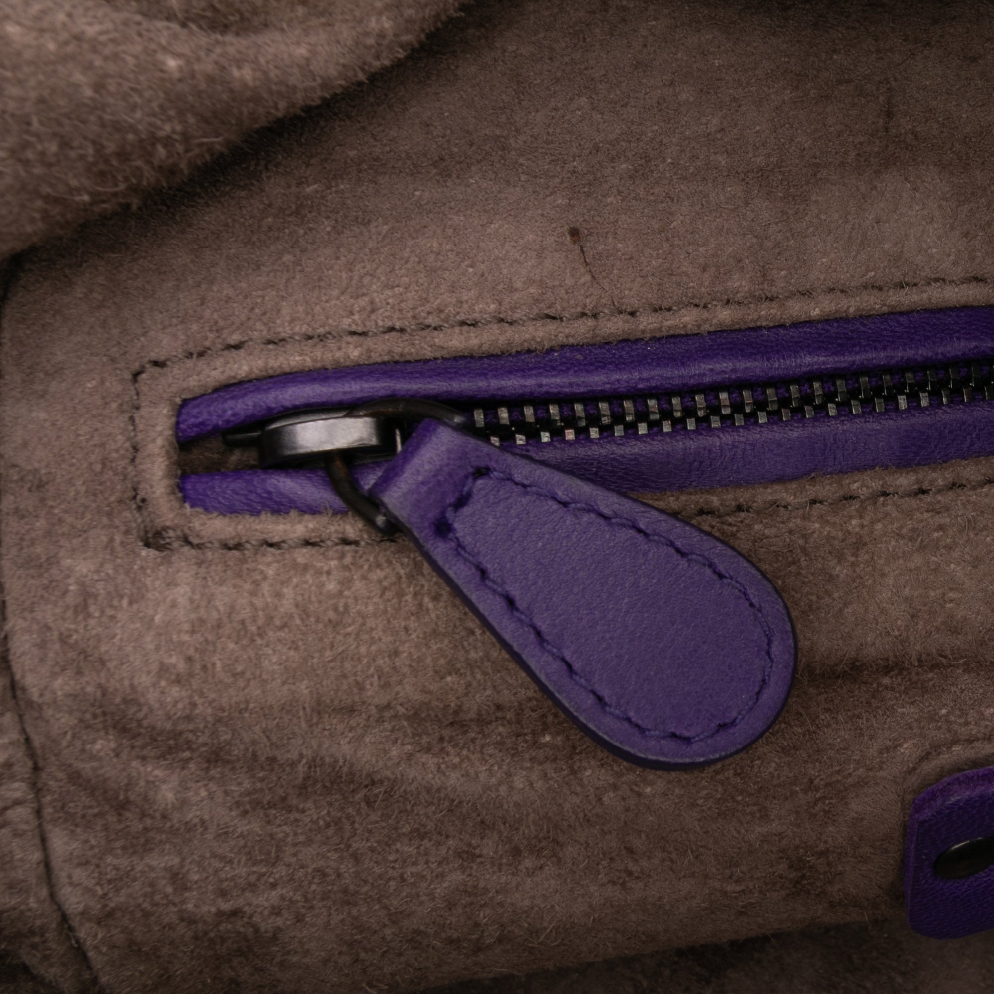 Nappa Intrecciato Cube Crossbody - Image 7