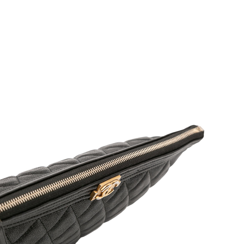 Medium Quilted Caviar Boy O Case Clutch - Image 8