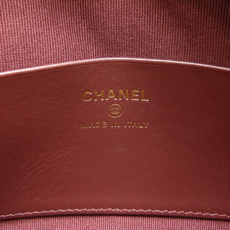 CC Quilted Caviar Camera Bag - Image 5