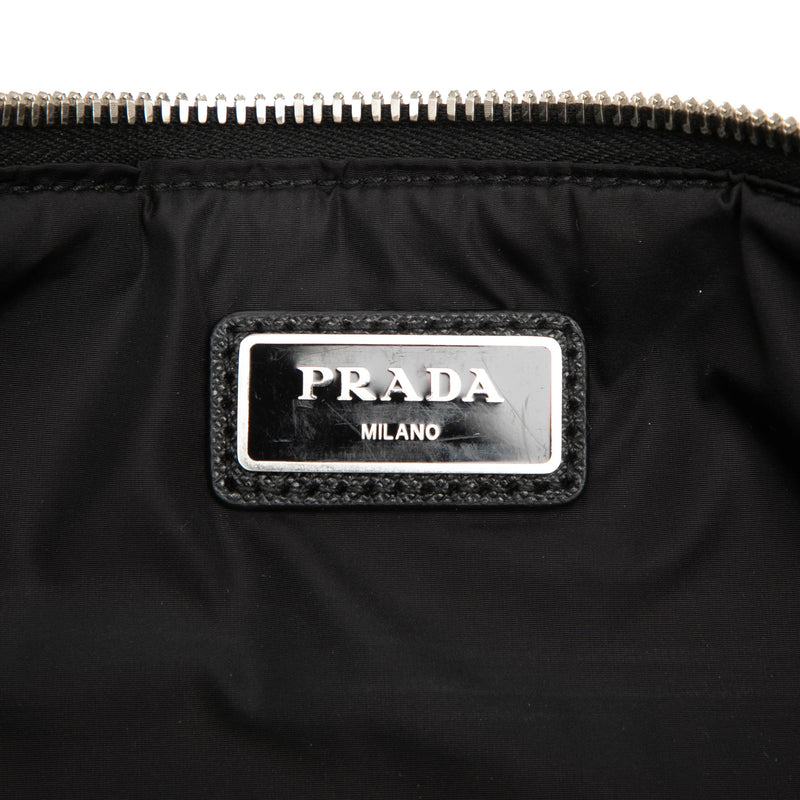 Tessuto Padded Zip Clutch - Image 5