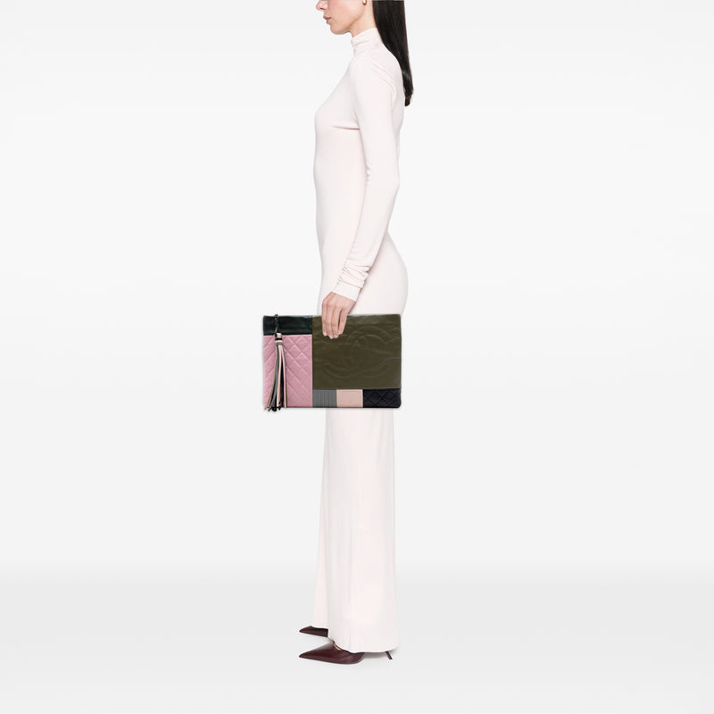 Large Lambskin Colorblock Patchwork O Case - Image 6
